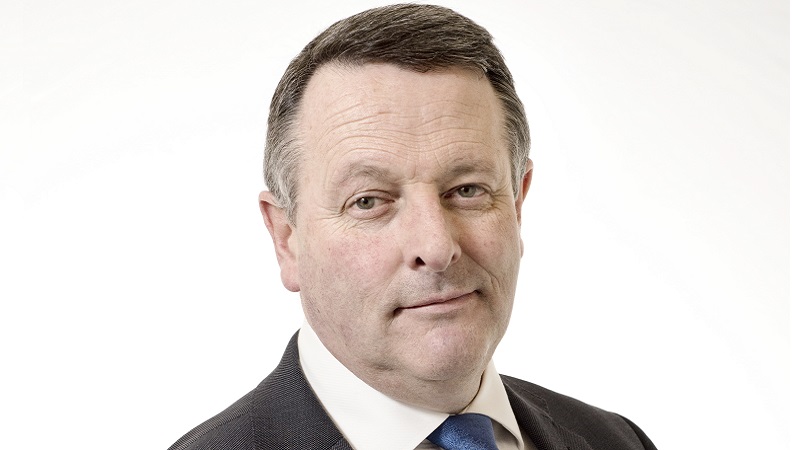 Brooks Macdonald director retires from Scotland office