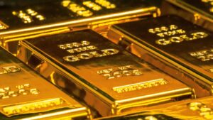 Investors ditch gold despite soaring prices