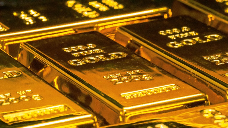 Gilts and gold shine amid March banking sector madness