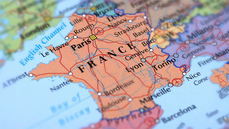 French 10-year yields overtake Italy as government falls