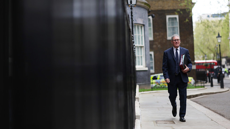 Markets on edge as US-Iran deal hangs in balance and Starmer faces parliament